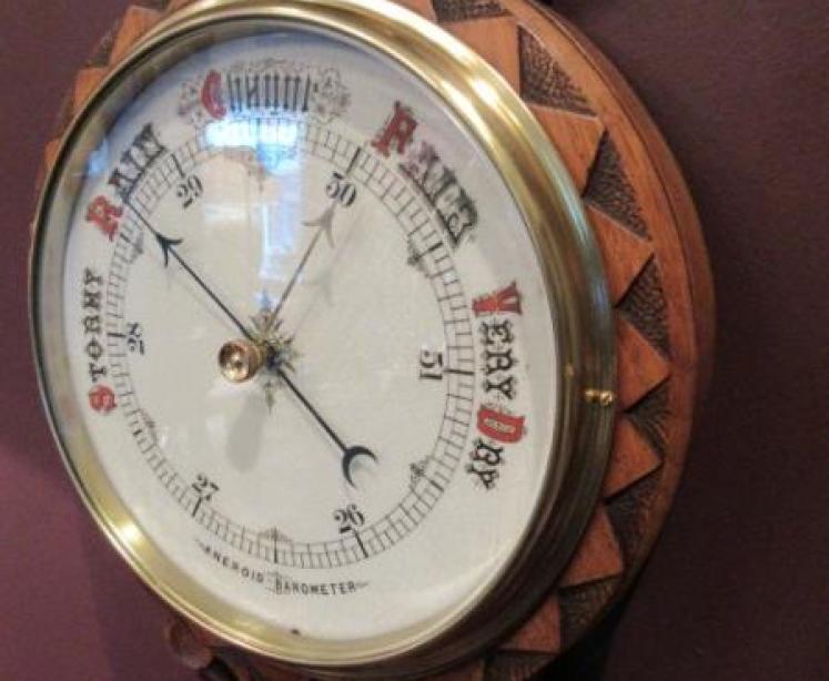 Mid Victorian Polished Oak Banjo Barometer - Image 5