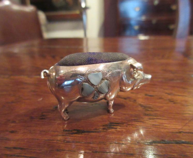 Rare George V Period Silver Irish Themed Pig Pin Cushion - Image 5