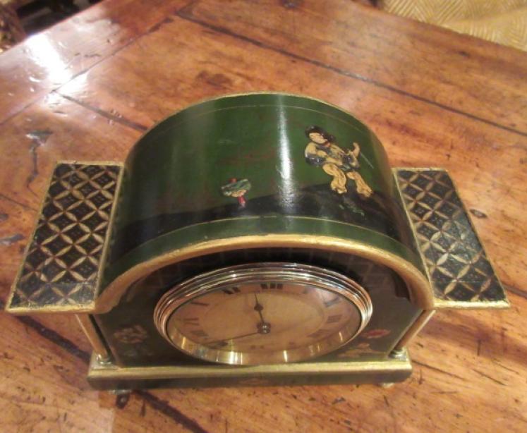 Edwardian Period Chinoserie Green Lacquered Mantel Clock - Image 2