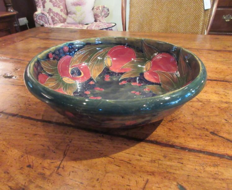 Early Moorcroft Seeded Pomegranate Rimmed Bowl - Image 3