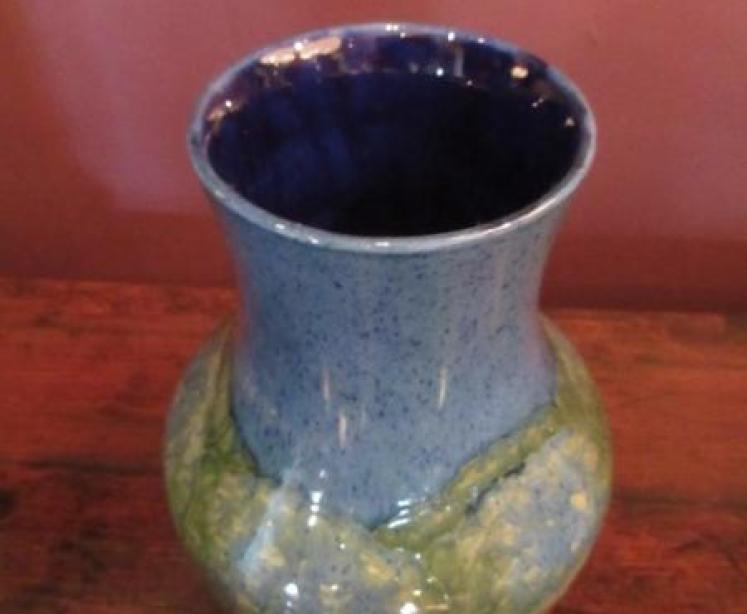 Large Moorcroft Moonlit Blue Shaped Vase - Image 5