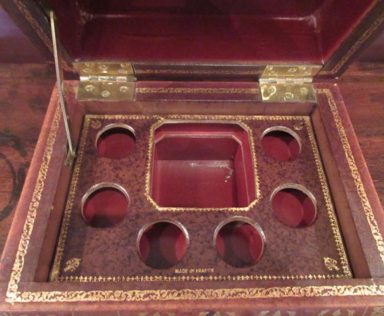 Superb French Leather Bound Decanter Box - Image 5
