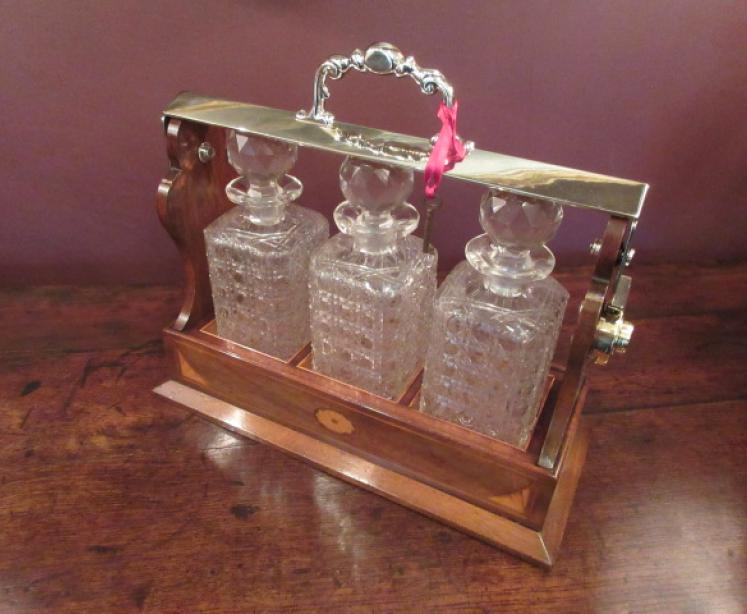 Top Quality Victorian Sheraton Inlaid Tantalus - Image 1