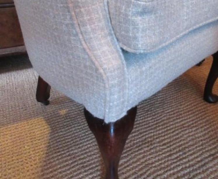 Superb Mid Victorian Barrel Back Wing Armchair - Image 5