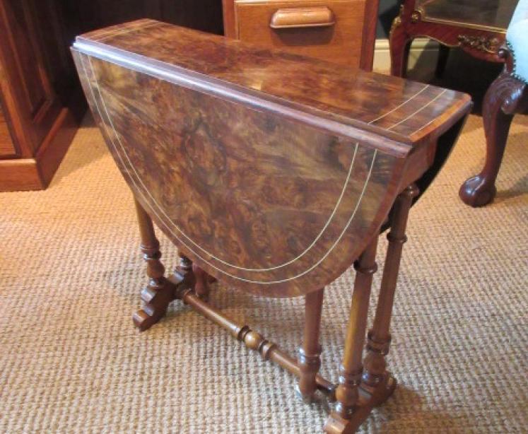 Superb Victorian Burr Walnut 'Baby' Sutherland Table - Image 1