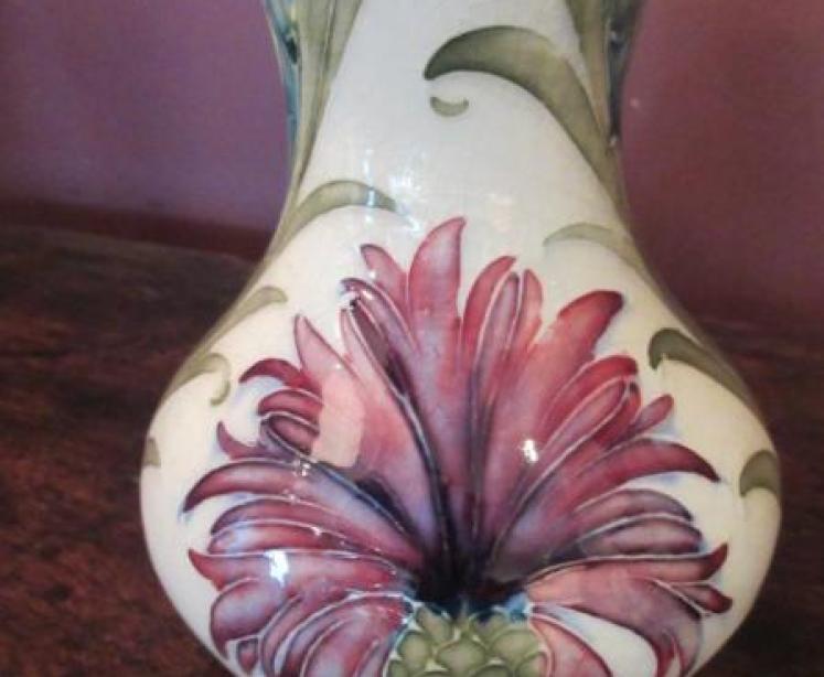 Rare Moorcroft Cornflower on Cream Ground Vase - Image 3