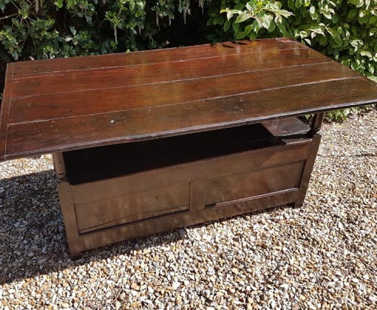 Superb George I Period Oak Settle  Table.c.1720 - Image 3