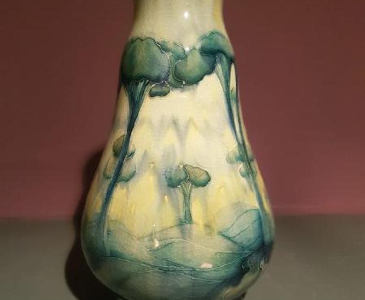 Moorcroft Hazeldene Vase for Liberty - Image 5