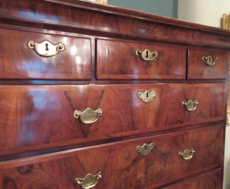Superb George II Period Figured Walnut Chest on Chest - Image 3