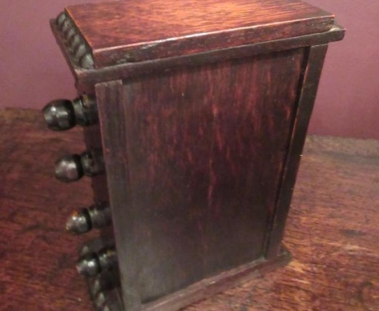 Small Edwardian Period Polished Oak Desk Calendar - Image 4