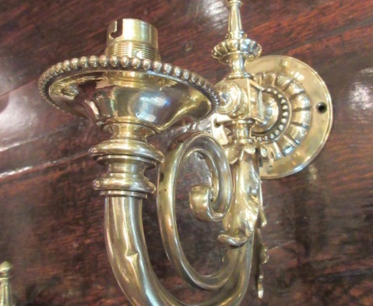 Top Quality Pair of Edwardian Cast Brass Wall Lights - Image 5