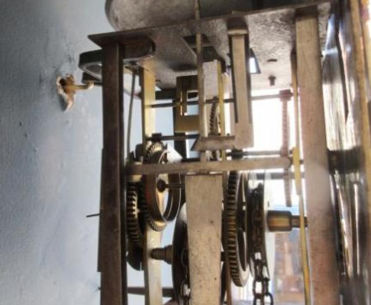 Early Period 'Hook & Spike' Gilkes Quaker Clock - Image 3