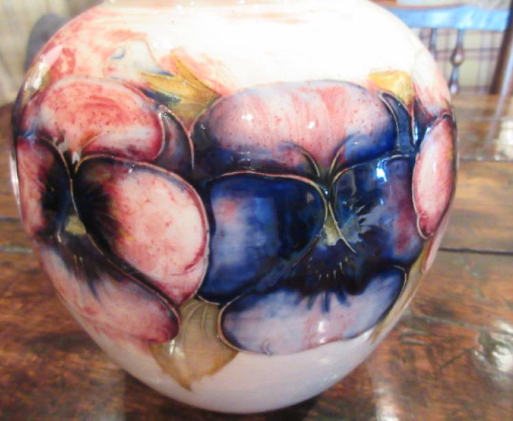 Moorcroft Pansy on Rare White Ground Vase - Image 2