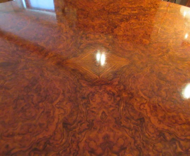Superb Mid Victorian Burr Walnut Oval Centre Table - Image 3