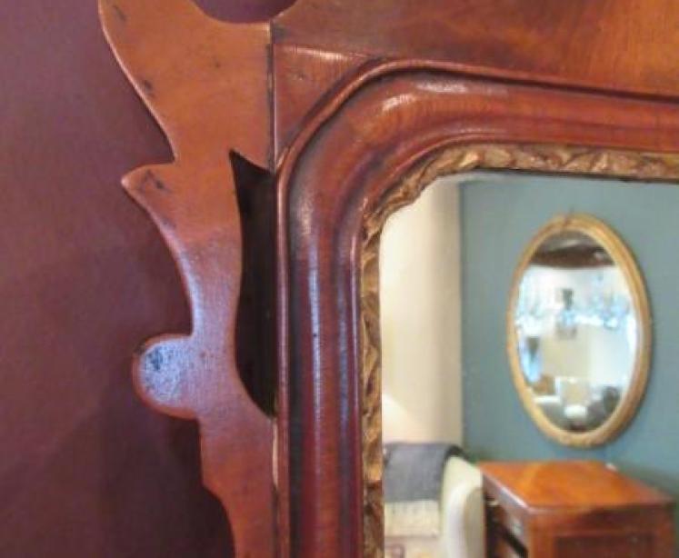 Small George III Period Figured Walnut Wall Mirror - Image 3