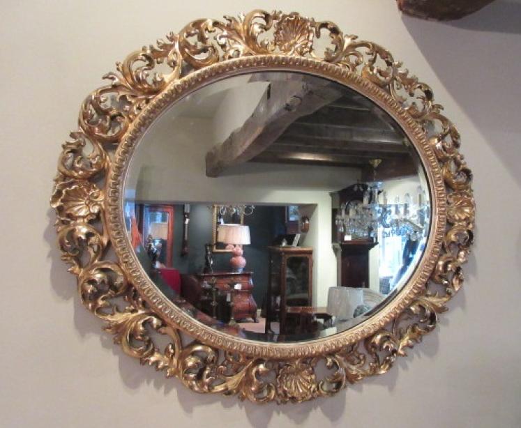 Superb Mid Victorian Oval Plaster Gilt Wall Mirror - Image 1