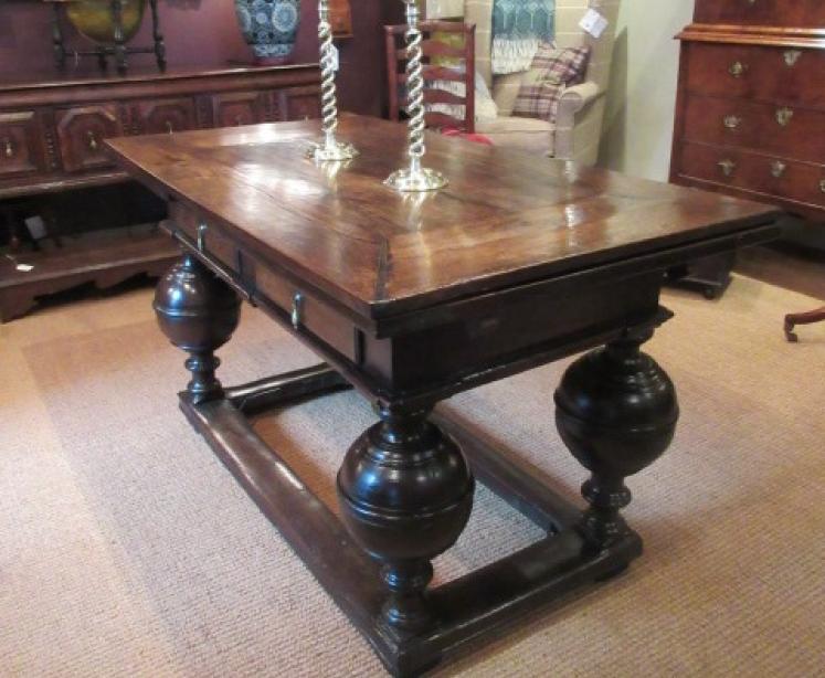 Superb George I Period Oak Extending Refectory Table - Image 1