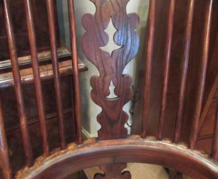 Early Victorian Ash & Elm Broad Arm Windsor Armchair - Image 5