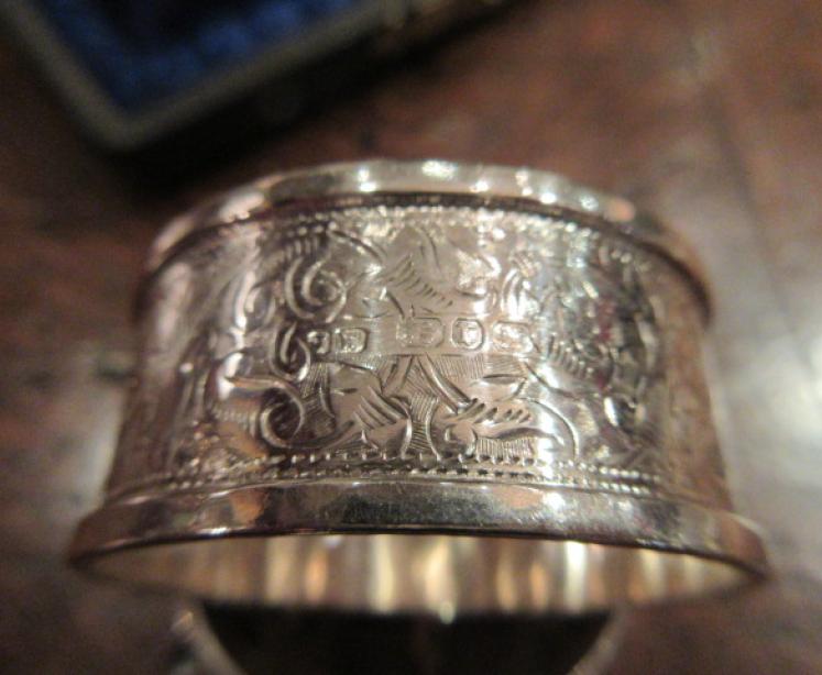 Victorian Silver Napkin Ring Cased Set - Image 4