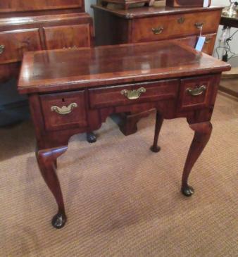 Fine George II Period Burr Yew Inlaid Lowboy