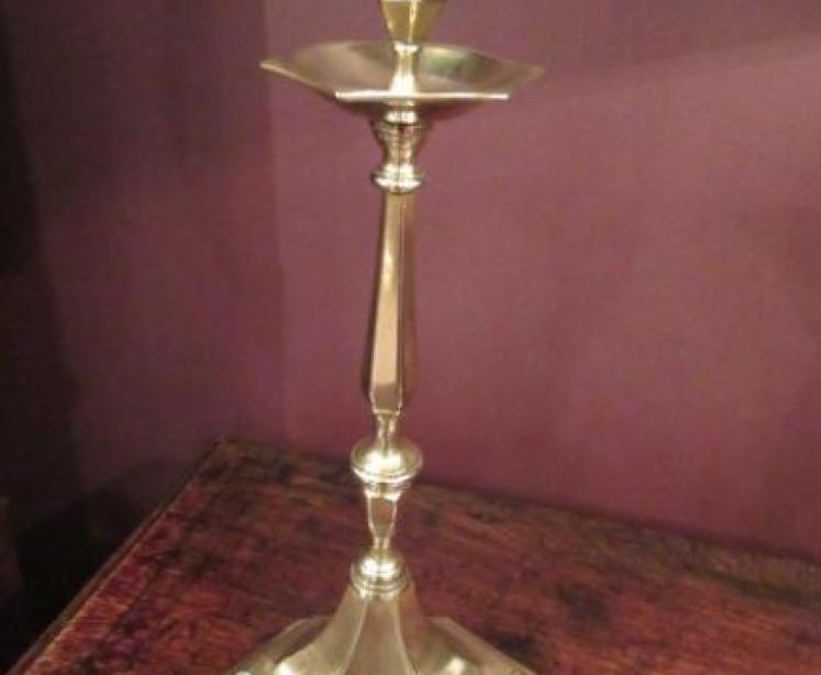 Pair of Mid Victorian Hexagonal Base Brass Candlesticks - Image 2