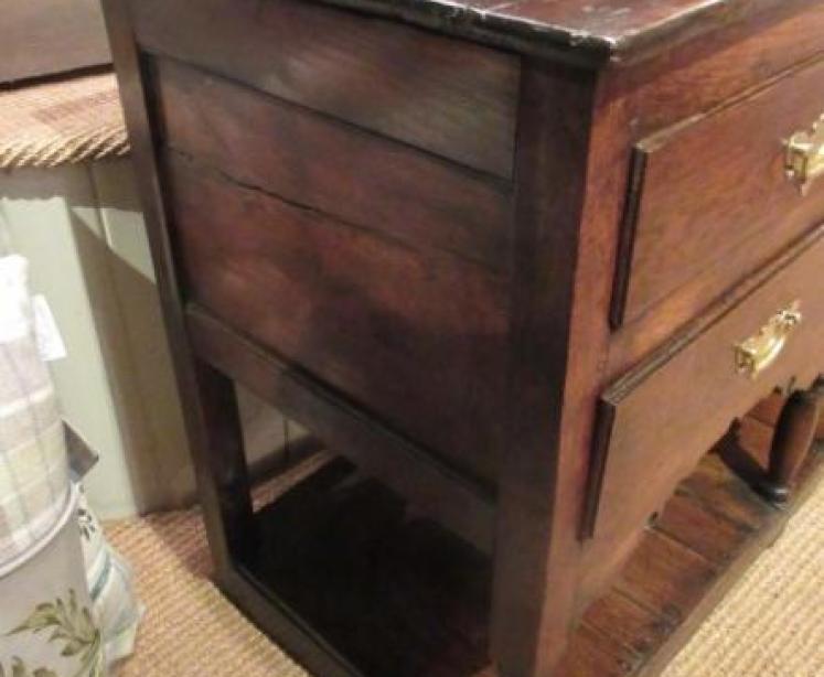 Superb Mid Georgian Oak Open Pot Board Dresser - Image 5