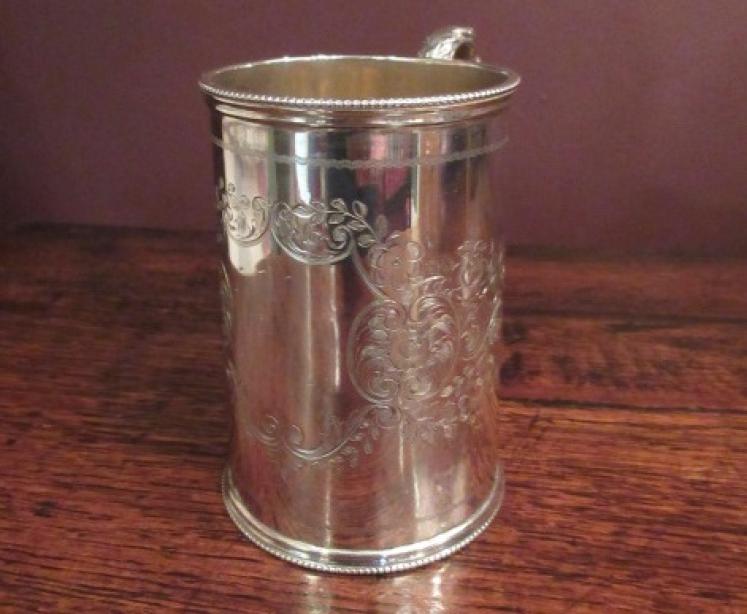 Elegant Edwardian Period Silver Child's Mug - Image 5