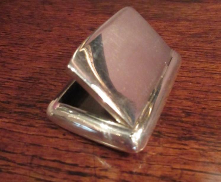 George V Period Silver Snuff Box - Image 1