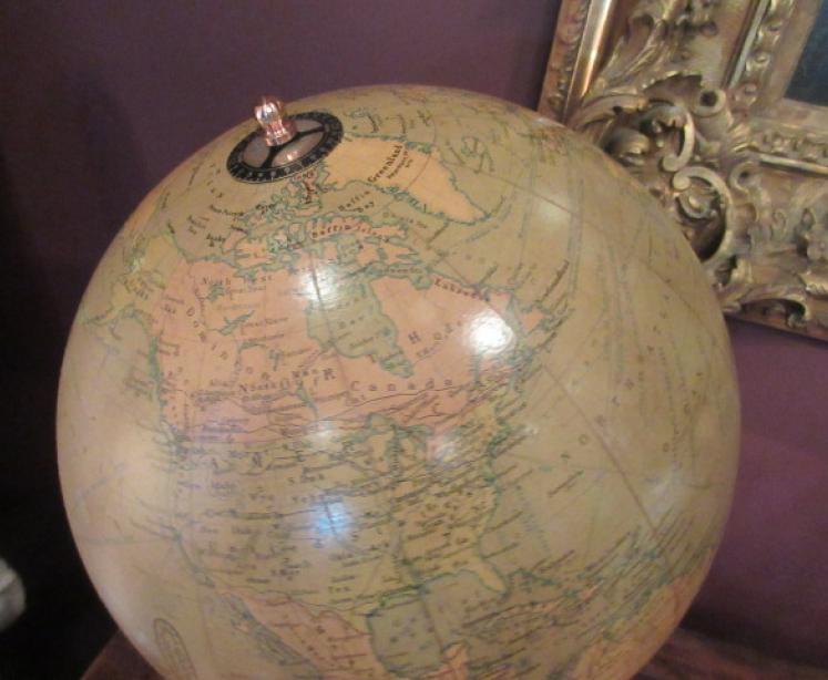 Large 1920's Hammond's 12" Paper Mache Terrestrial Globe - Image 5