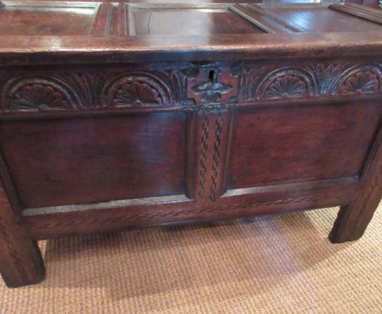 George II Period Oak Three Panel Yorkshire Coffer - Image 3