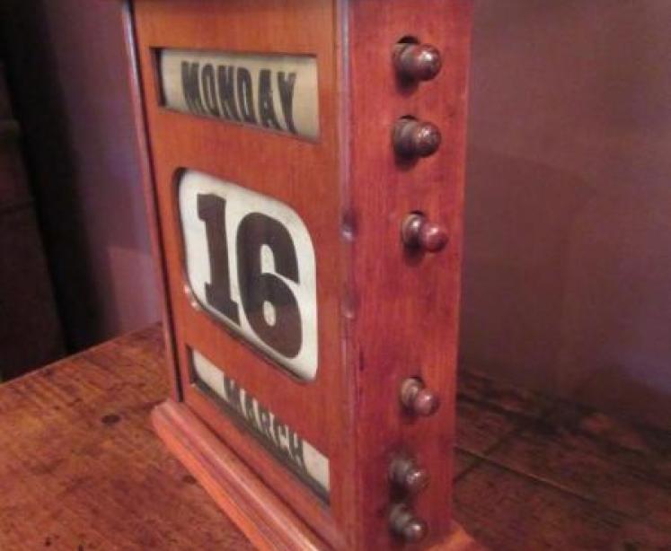 Superb Large Victorian Perpetual Desk Calendar - Image 4