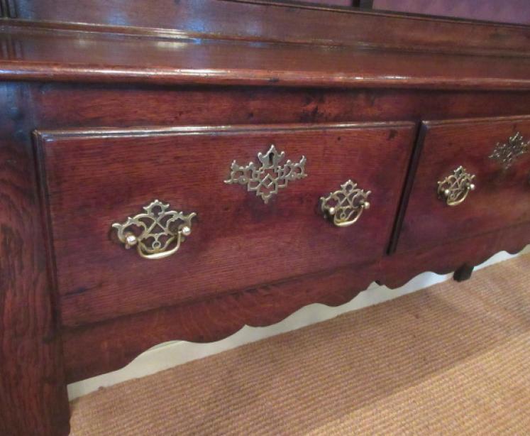 Superb George III Period Oak Dresser & Rack - Image 4