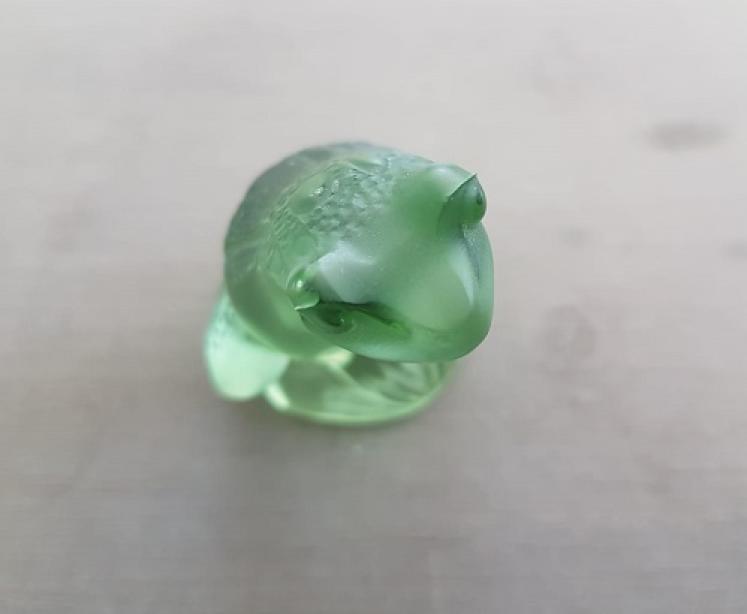 Lalique Green Opalescent Frog - Image 3