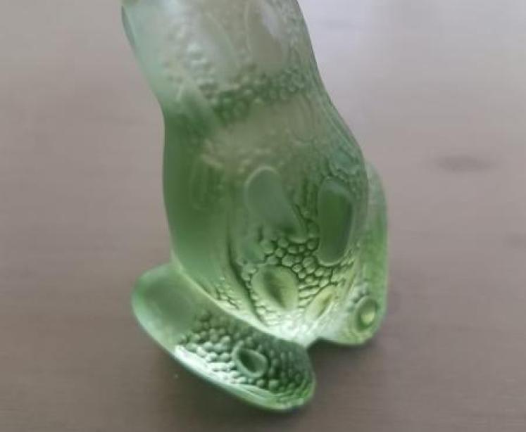 Lalique Green Opalescent Frog - Image 4