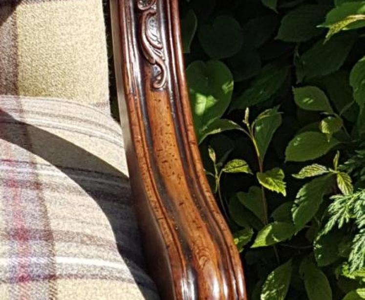 Superb George III Mahogany Gainsborough Chair  - Image 4