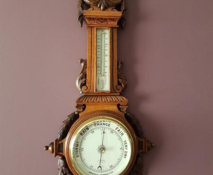 Top Quality Victorian Carved Oak Android Banjo Barometer - Image 5