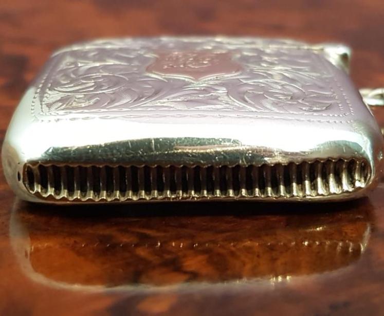 George V Silver and Gold Vesta Case - Image 3