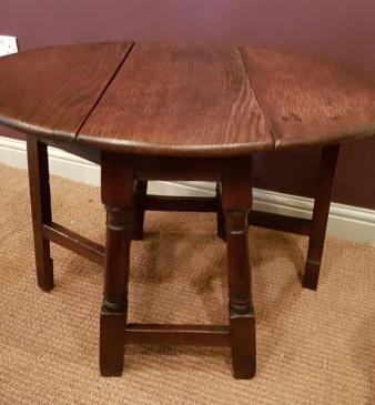Antique George II Low Drop Leaf Occasional Table