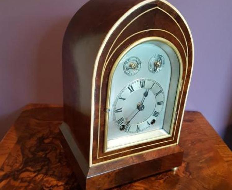 Edwardian Figured Mahogany Lancet Top Quarter Striking Mantel Clock - Image 1