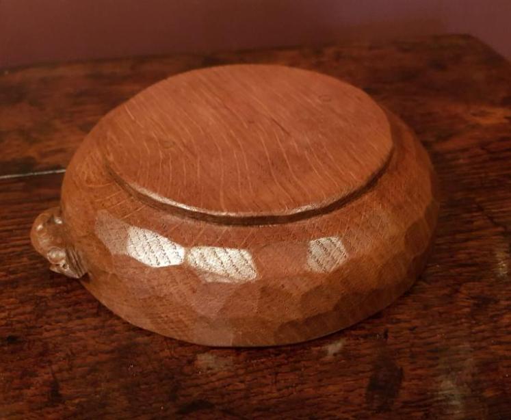 Thompsons of Kilburn Adzed Oak Mouseman Nut Bowl  - Image 3