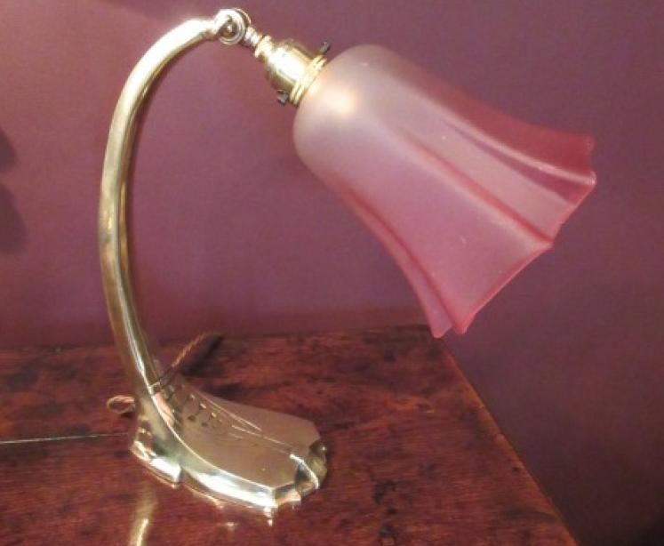 Art Nouveau Period Cast Brass Desk Lamp - Image 4