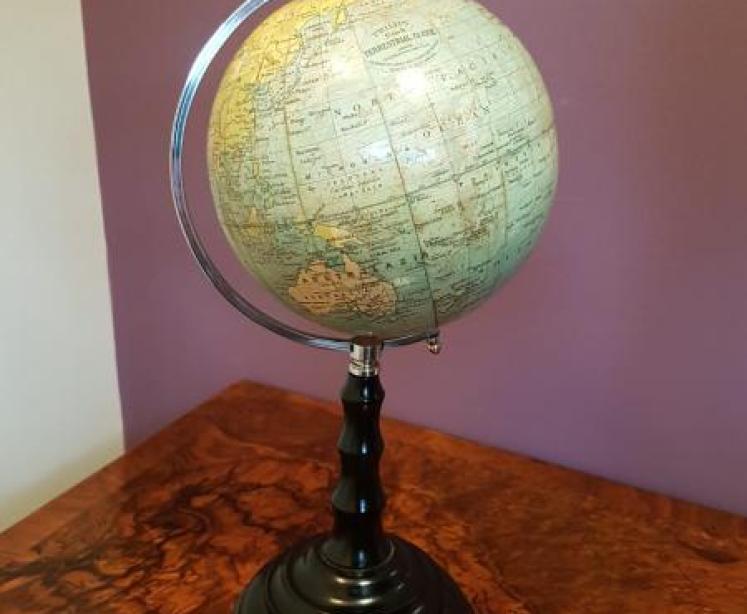 1930's Phillips paper mache 6" Globe - Image 1