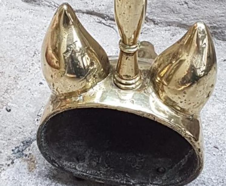 Victorian Cast Brass Fox Head Door Stop - Image 4