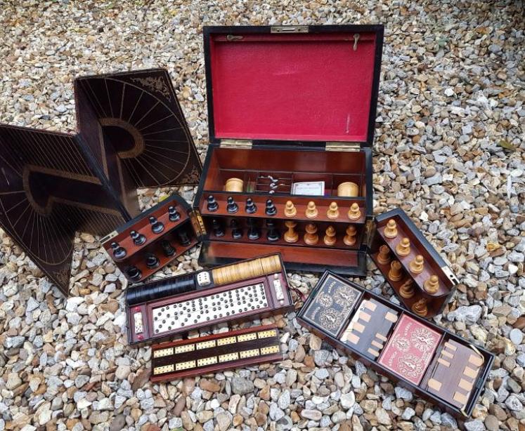 Superb Antique Victorian Oak Cased Games Compendium - Image 4