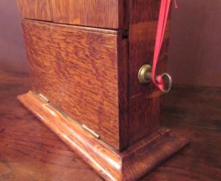 Unusual Victorian Polished Oak Key Holder Box - Image 3