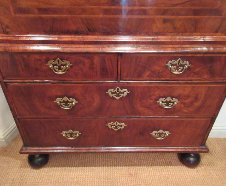 Stunning William & Mary Period Figured Walnut Escritoire - Image 3