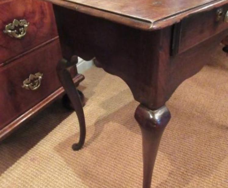 Mid Georgian Antique Oak Lowboy - Image 5