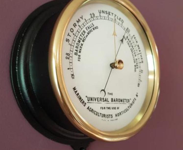 Superb Victorian Universal Horticulturalists Barometer - Image 1