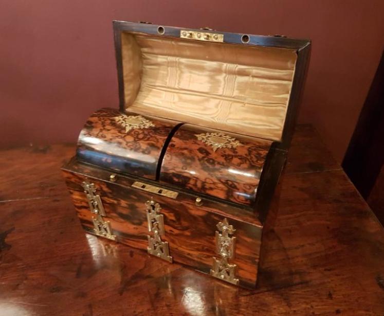 Outstanding Quality Early Victorian Coromandel Tea caddy - Image 1