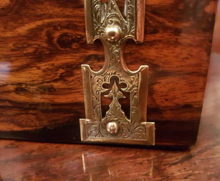 Outstanding Quality Early Victorian Coromandel Tea caddy - Image 3